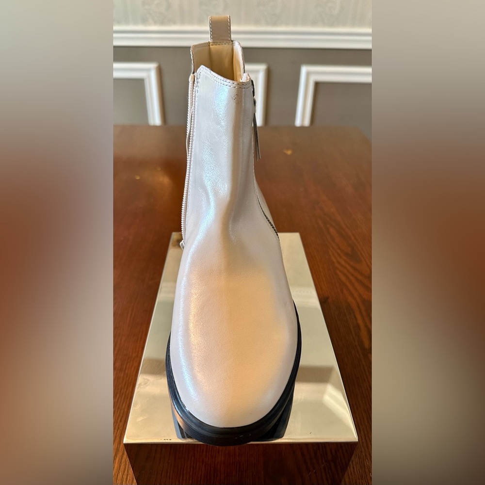 NWOT!🤩NATURALIZER!❄️Flat form/Ankle Boot/TALISE/Porcelain/Leather Zip/size-8.5 - Picture 8 of 16